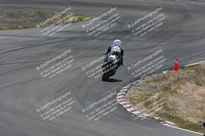 media/Apr-20-2025-AHRMA (Sun) [[393a79c373]]/Race/Group 4/Turn 4b/